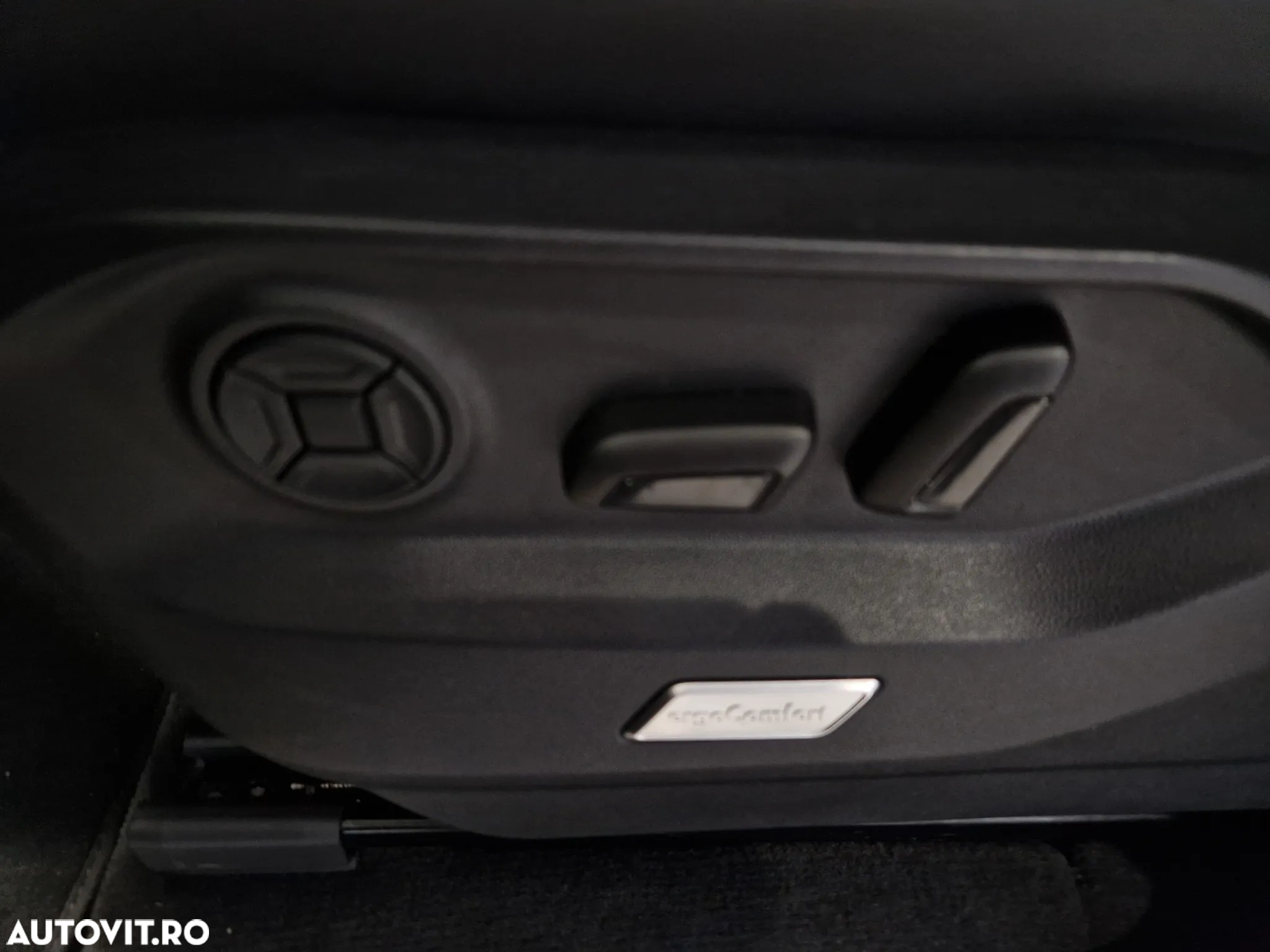 Volkswagen Touareg V6 TDI Elegance - 15