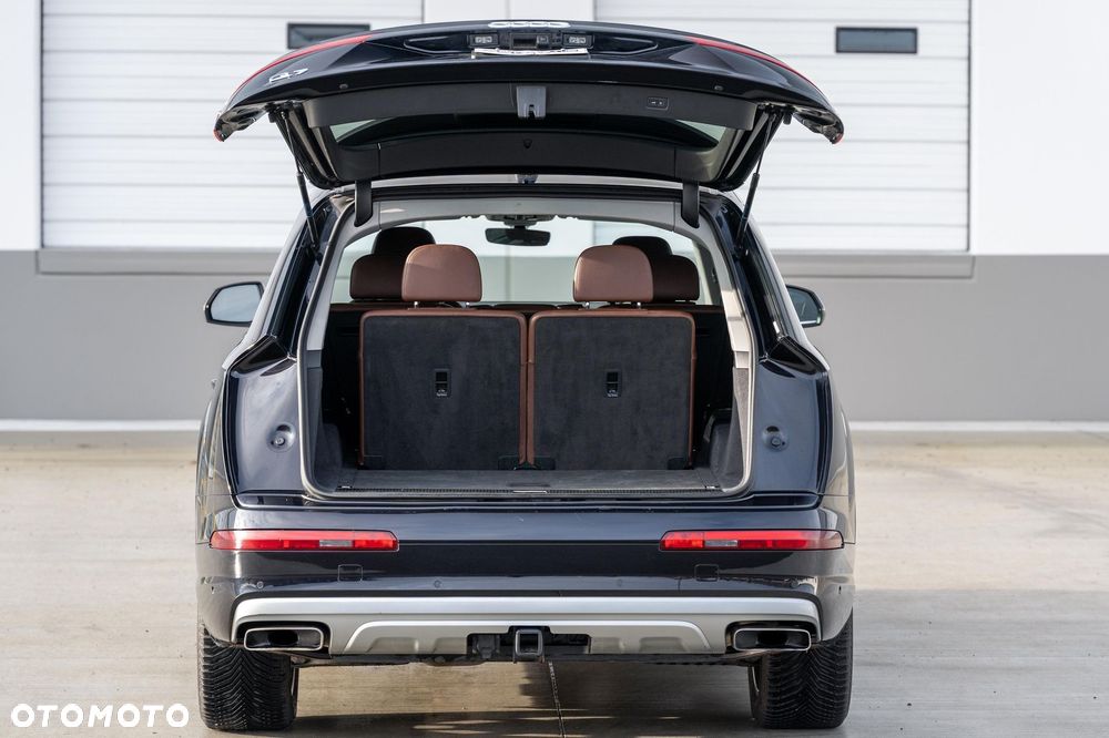 Audi Q7 - 12
