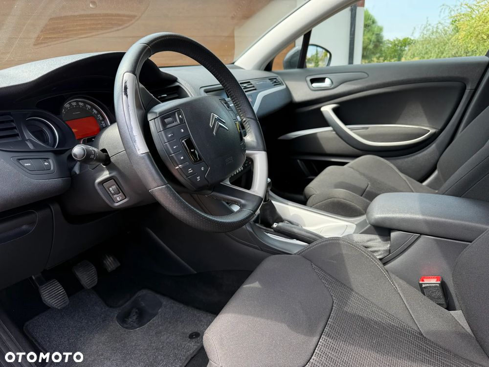 Citroën C5 1.6 HDi Attraction - 2
