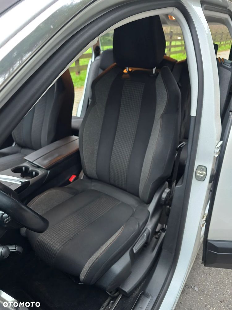 Peugeot 5008 PureTech 130 Active - 20