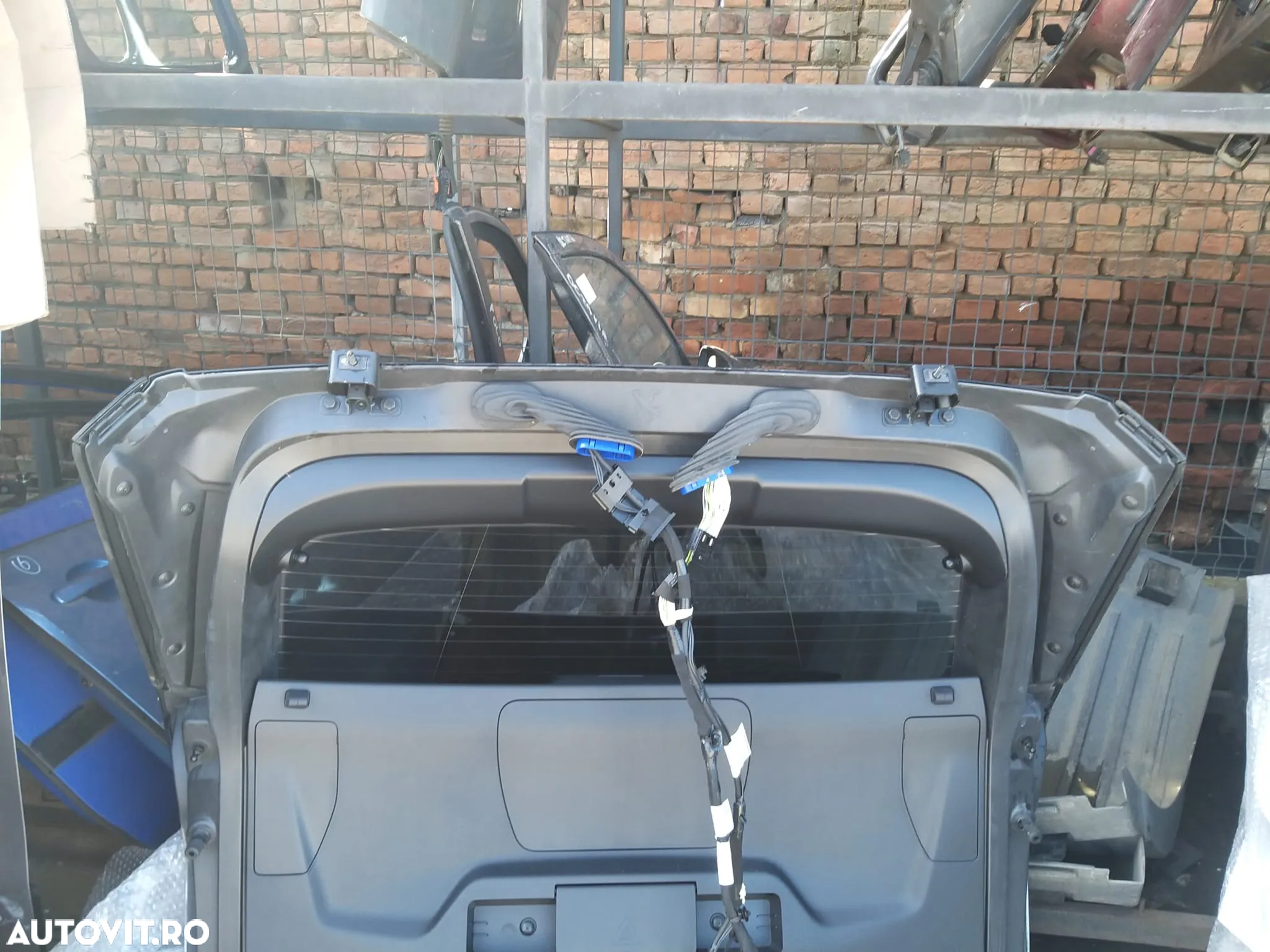 Vand Haion pentru Peugeot 3008 III, Gt line, din 2023, Gri - 6