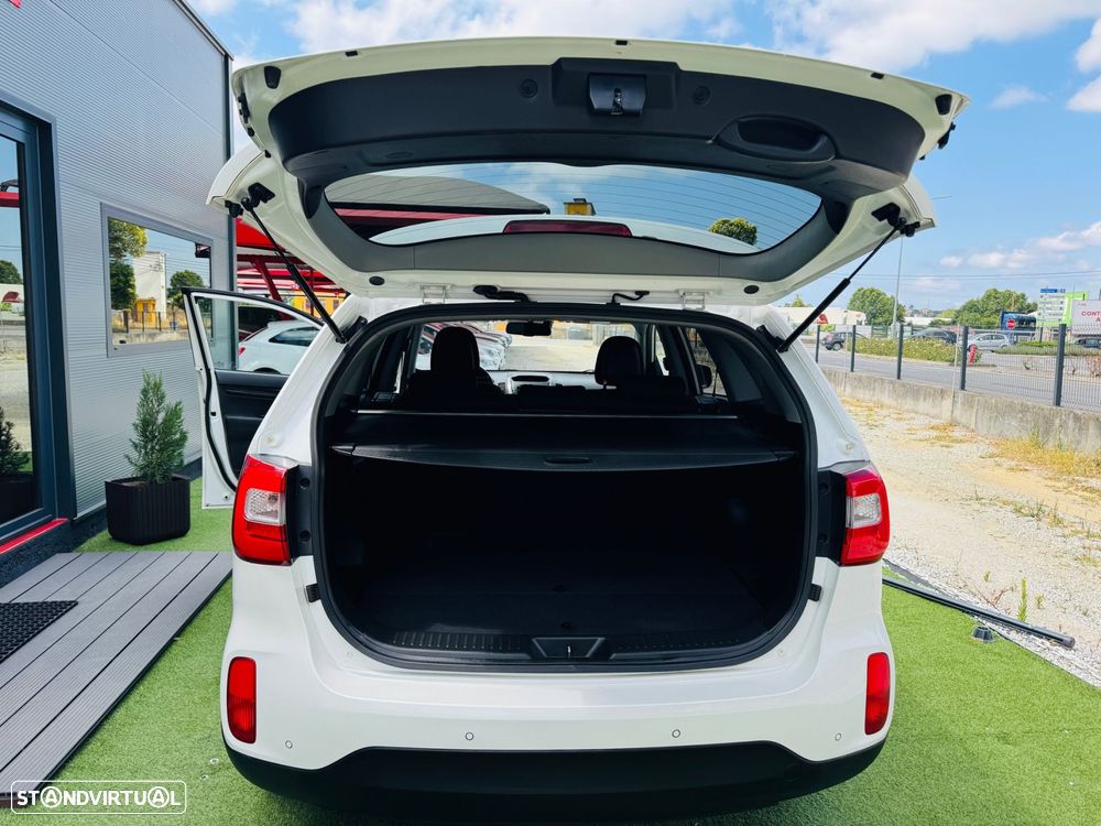 Kia Sorento 2.0 CRDi TX Tecto Panorâmico - 6