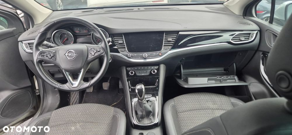 Opel Astra 1.6 CDTI Dynamic - 13