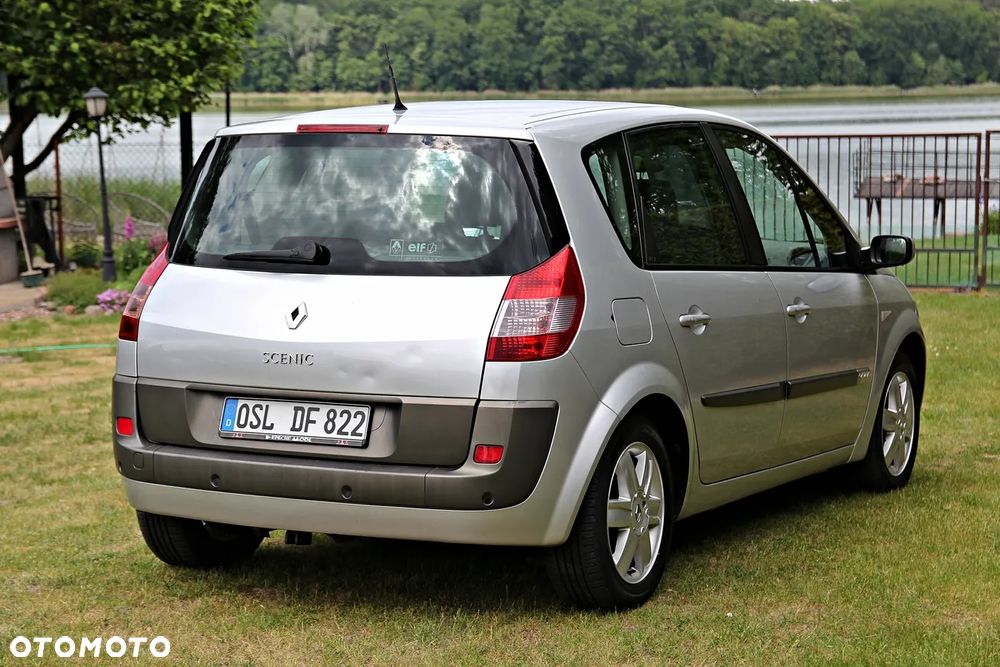 Renault Scenic - 16