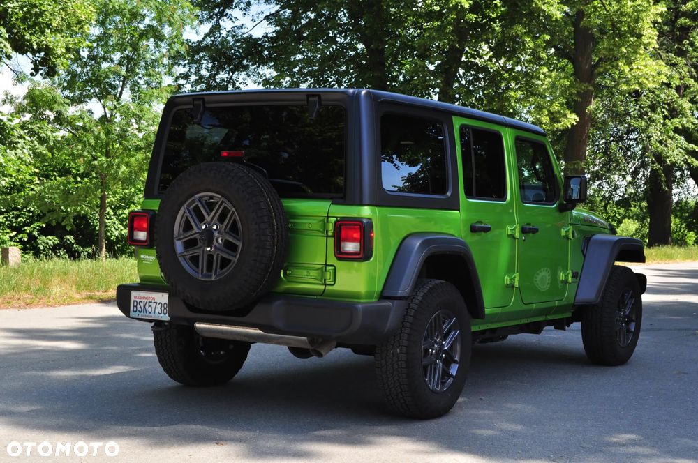 Jeep Wrangler - 14
