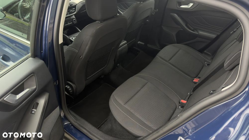 Ford Focus - 12