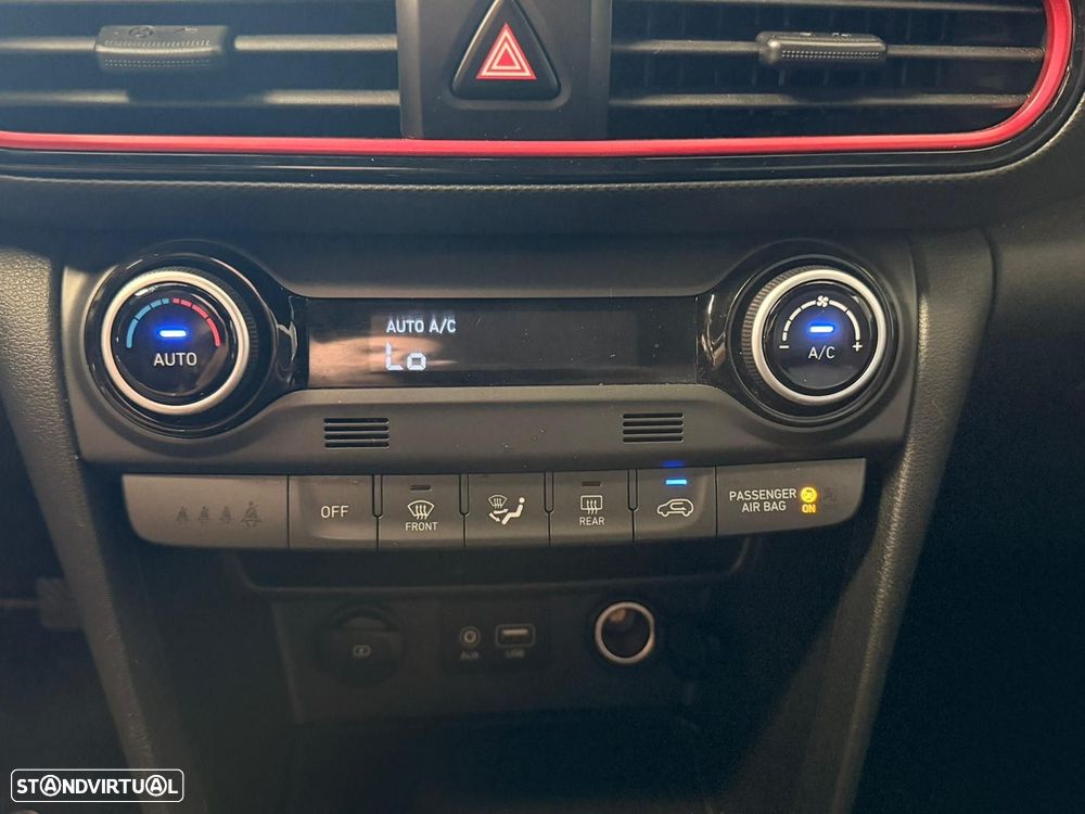 Hyundai Kauai 1.0 T-GDi Pele/Tecido Vermelho - 27