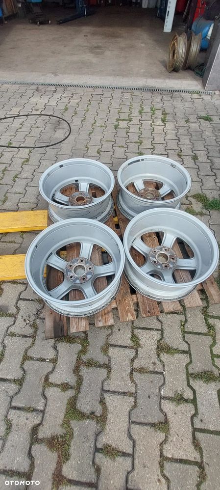 Felgi 18  cali vw t5 vw t6 - 8