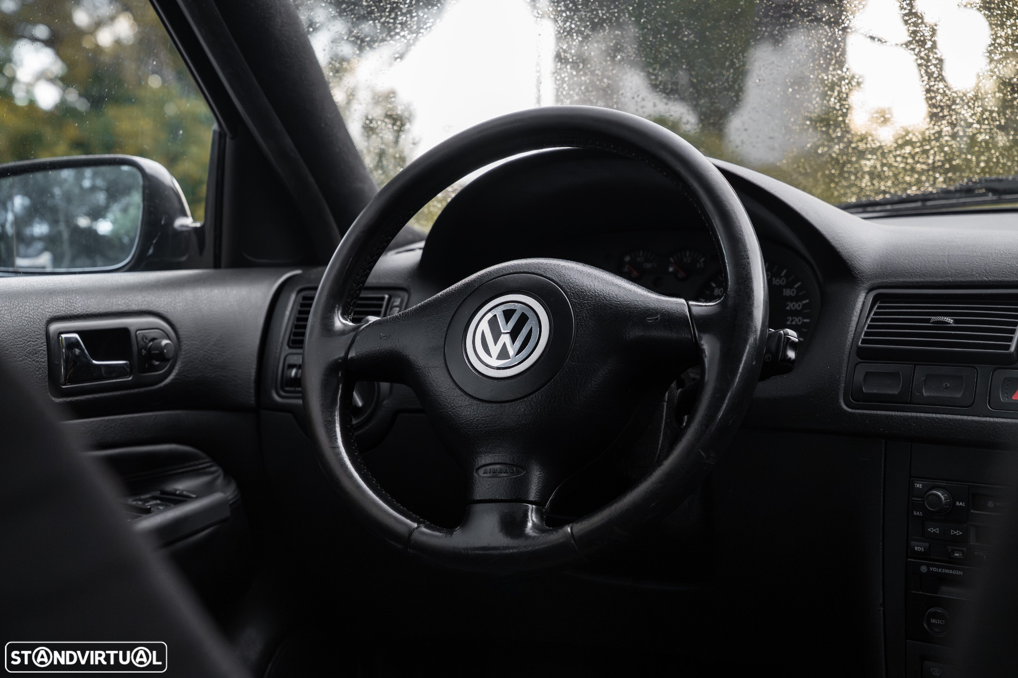 VW Golf 1.6i Highline - 12