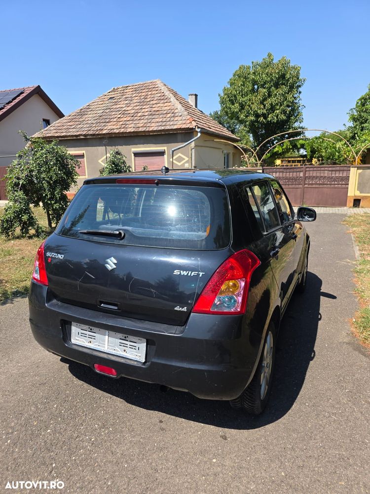 Suzuki Swift 1.3 4x4 Comfort - 1