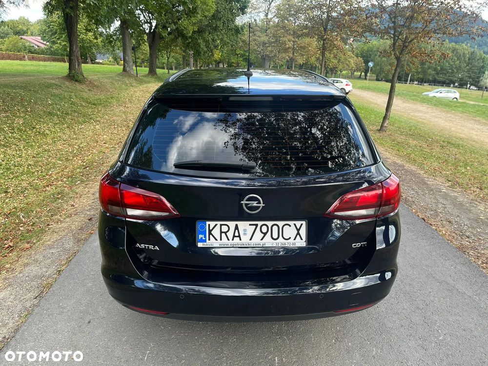 Opel Astra V 1.6 CDTI Dynamic - 8
