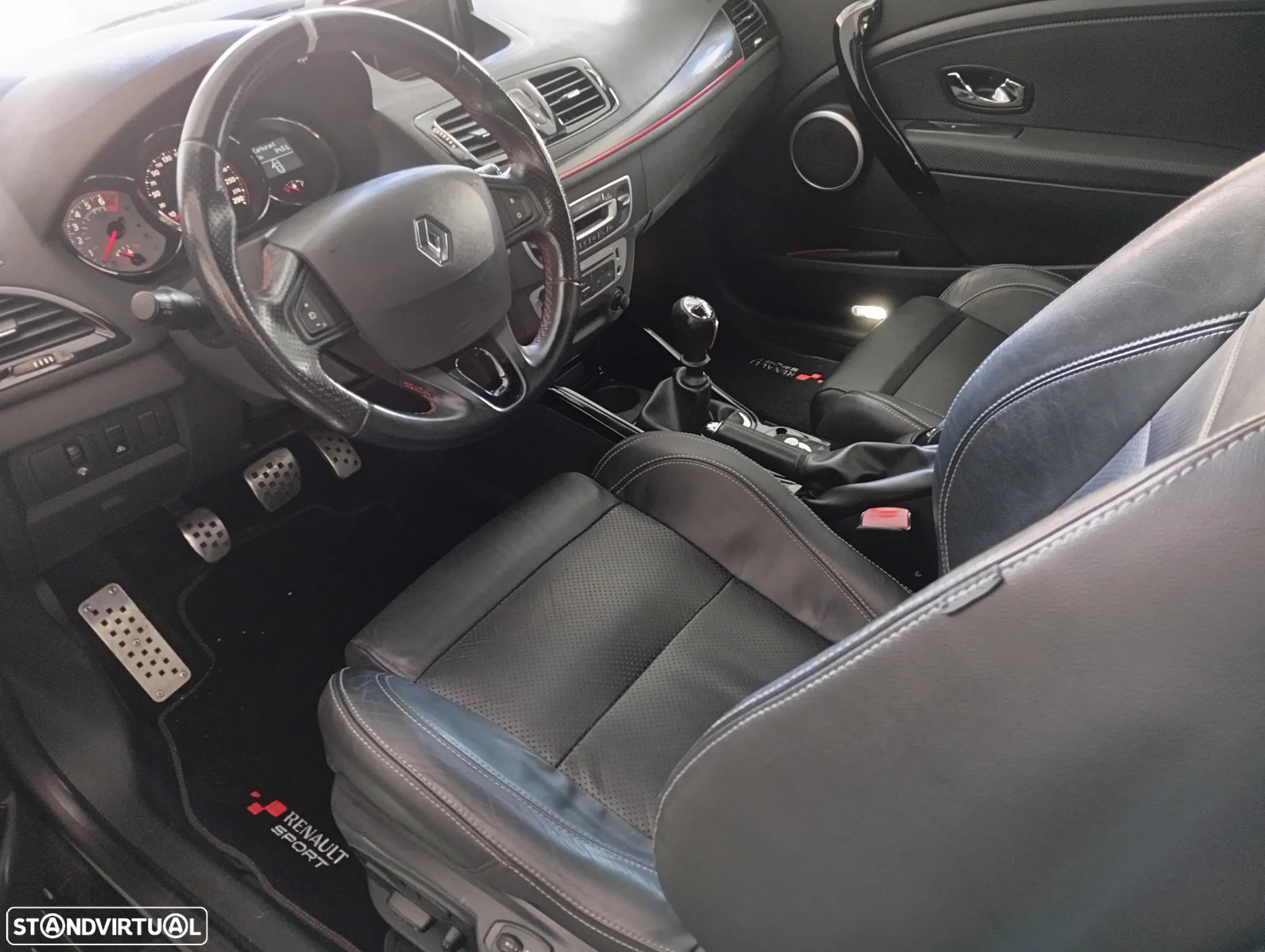 Renault Mégane Coupe 2.0 T RS - 3