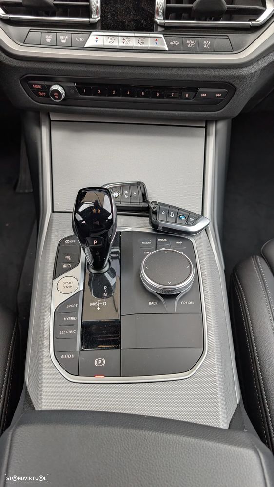 BMW 320 e Corporate Edition Auto - 18