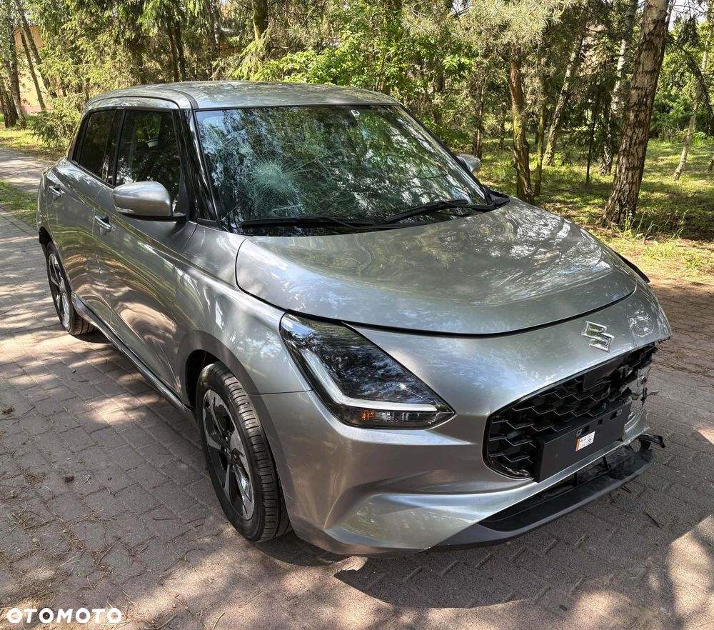 Suzuki Swift - 1