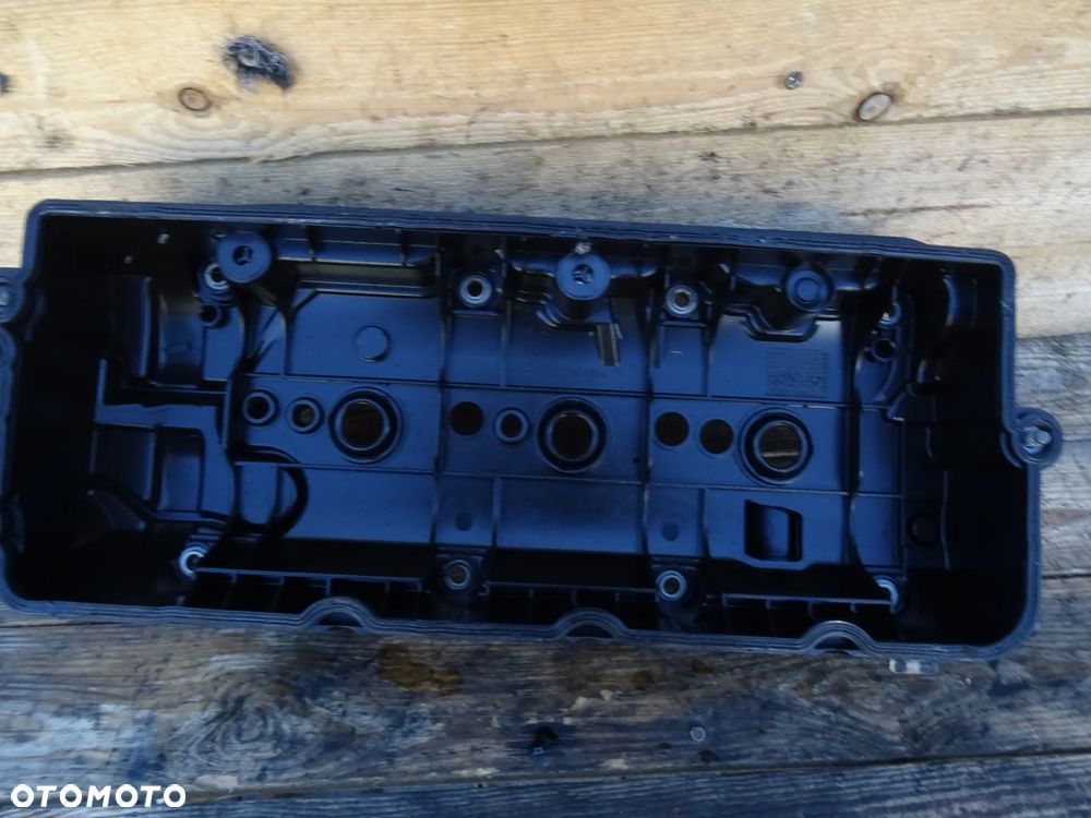 Pokrywa zaworów 059103470CN Audi 3.0 TDI CRT - 5