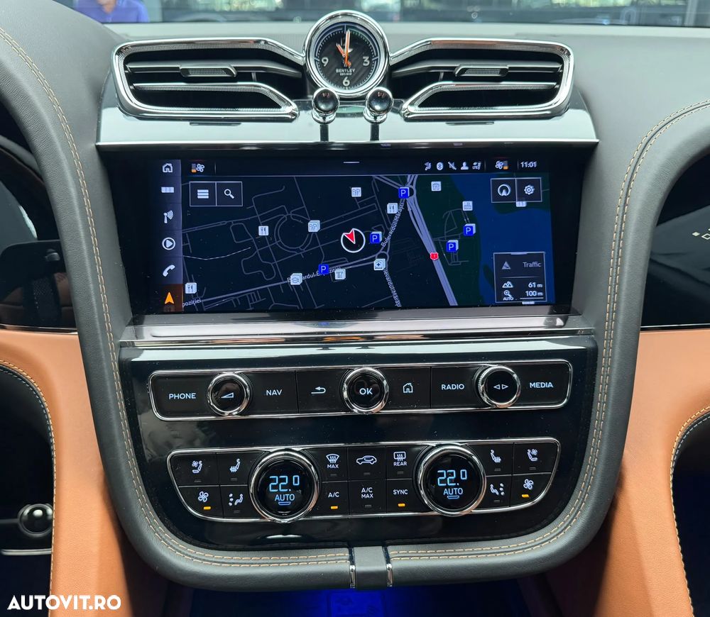 Bentley Bentayga - 17