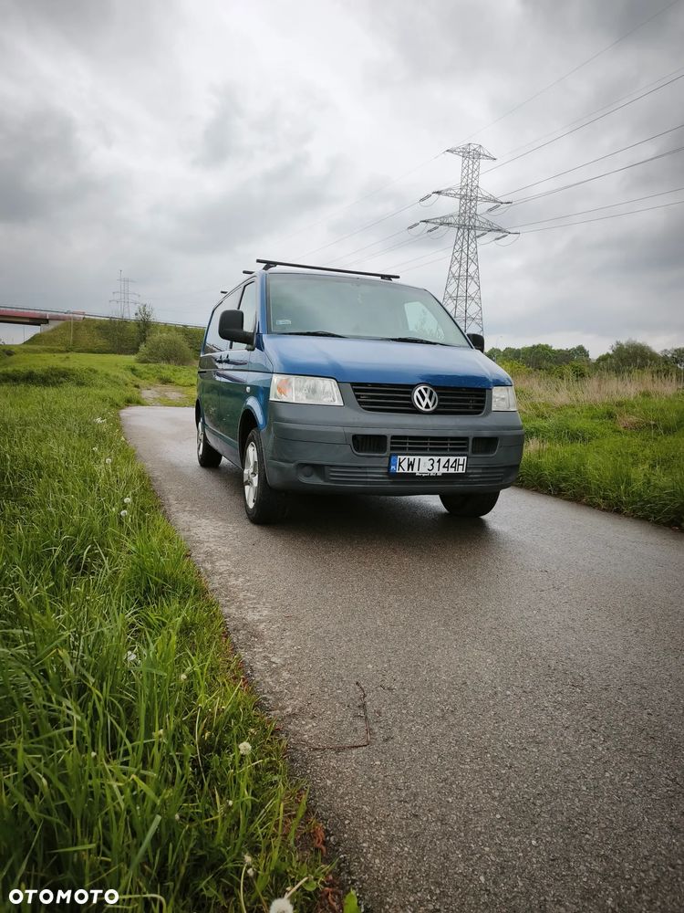 Volkswagen Transporter T5 - 1