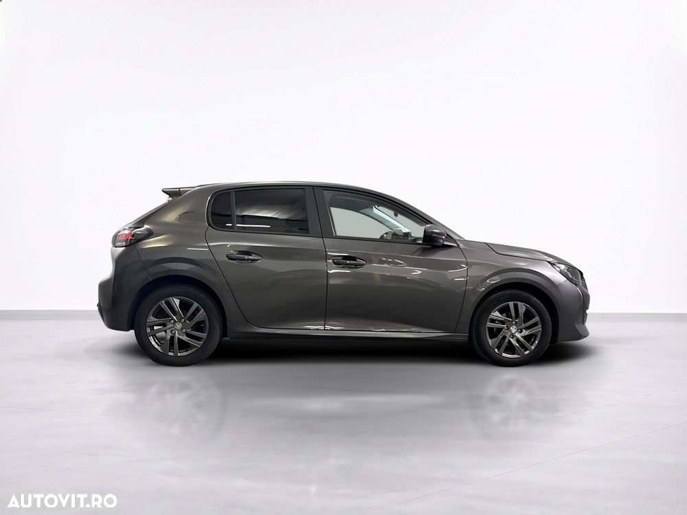 Peugeot 208 - 7
