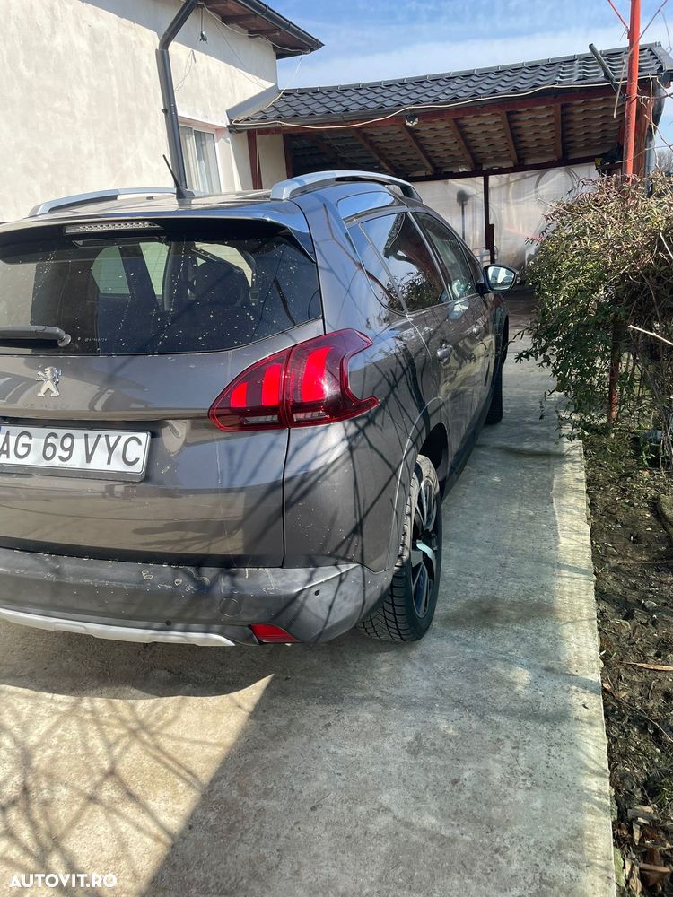 Peugeot 2008 1.2 PureTech Turbo S&S Allure - 2