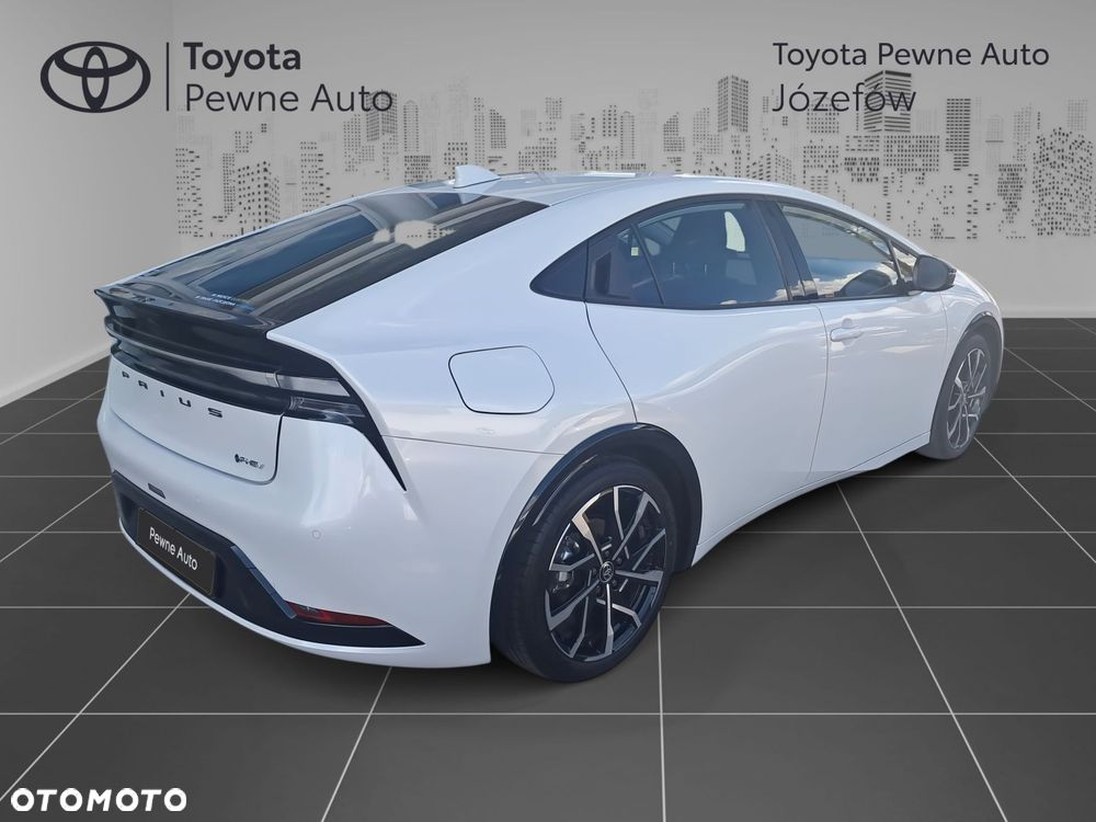 Toyota Prius - 5