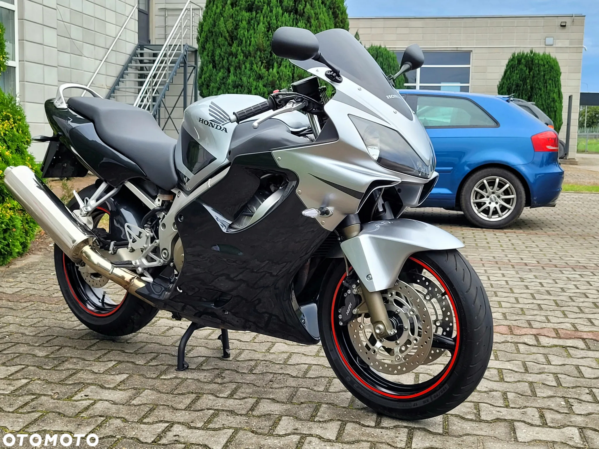 Honda CBR - 3