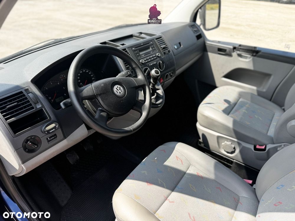 Volkswagen Transporter - 5