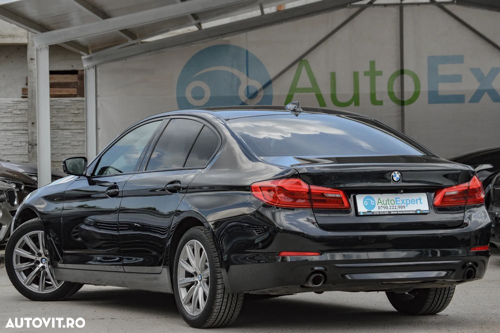 BMW Seria 5 520d Aut. Luxury Line - 33
