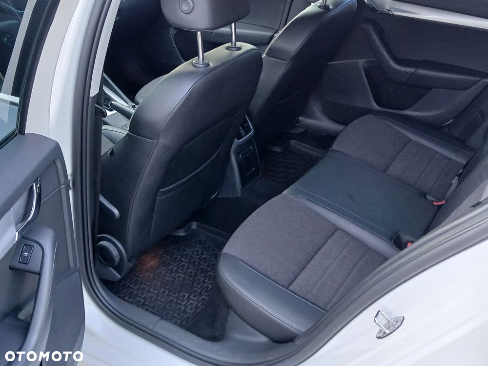 Skoda Octavia 2.0 TDI Green tec DSG Elegance - 12