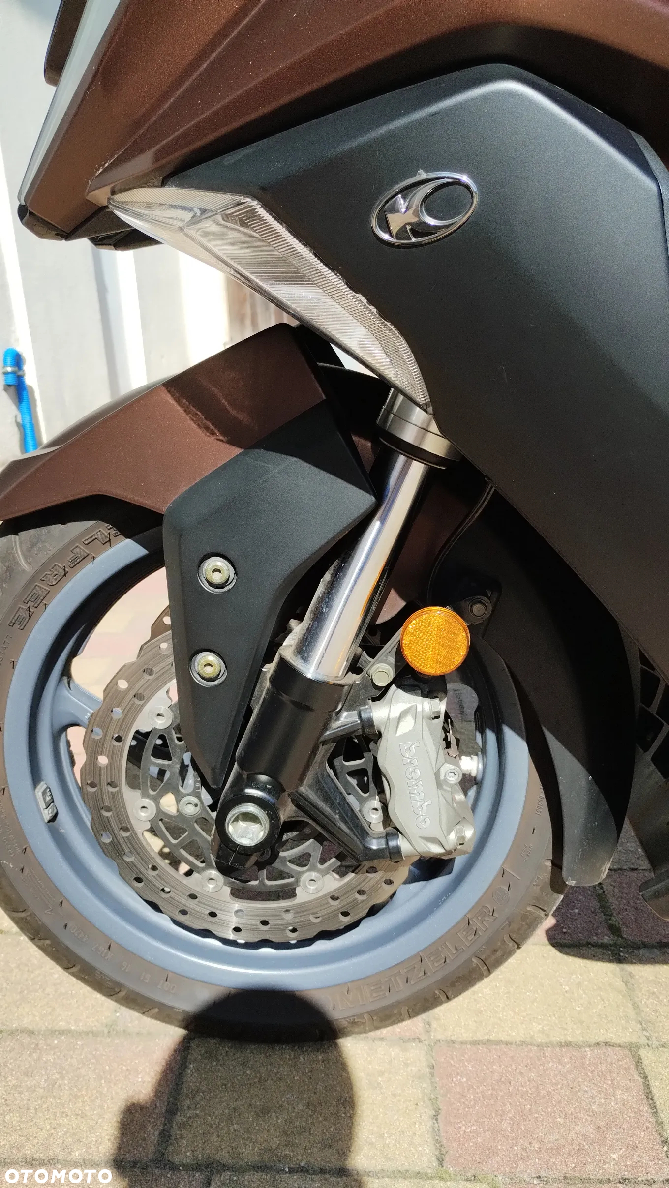 Kymco AK 550 - 3