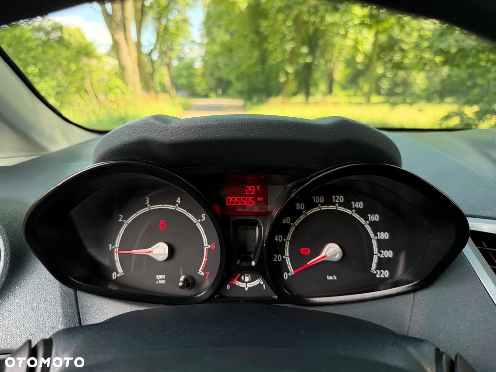 Ford Fiesta 1.25 SYNC Edition - 14