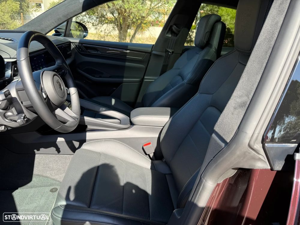 Porsche Macan Electric Turbo - 15