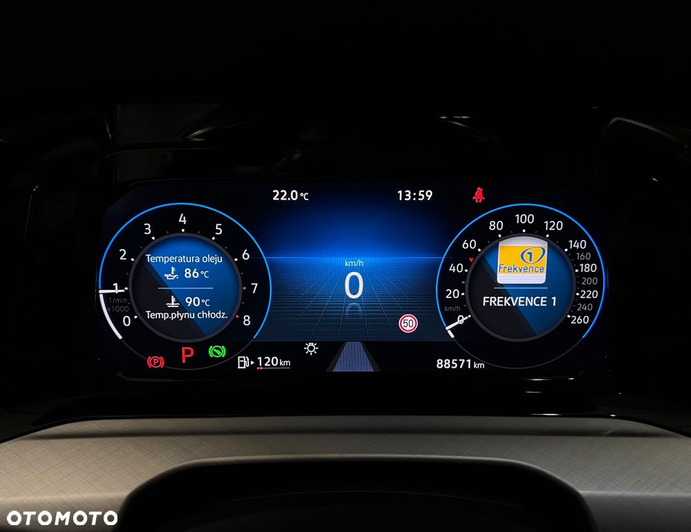 Volkswagen Golf 1.5 eTSI Life DSG - 37