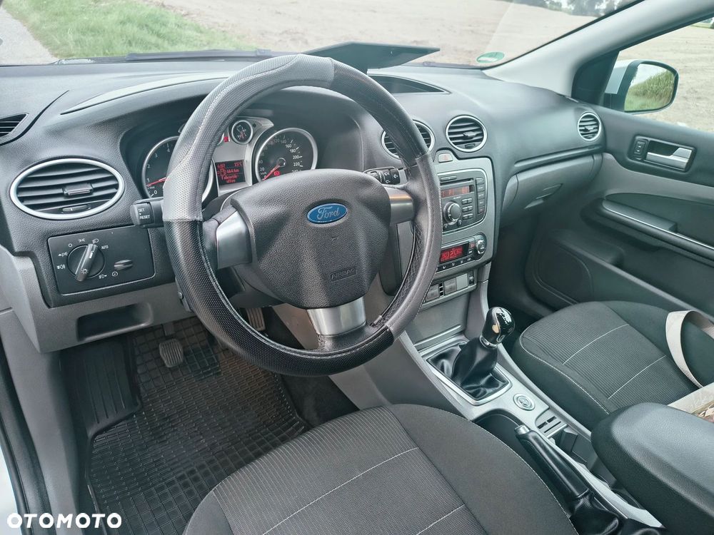 Ford Focus - 13