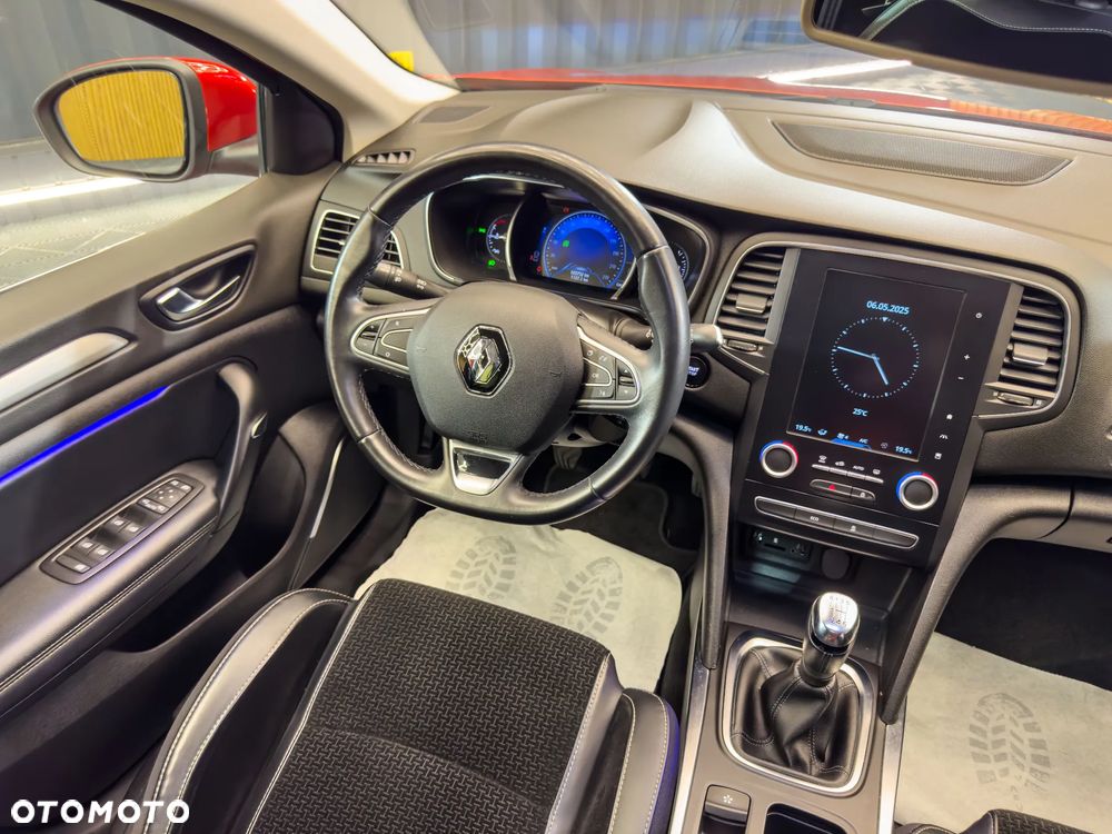 Renault Megane ENERGY TCe 130 INTENS - 22