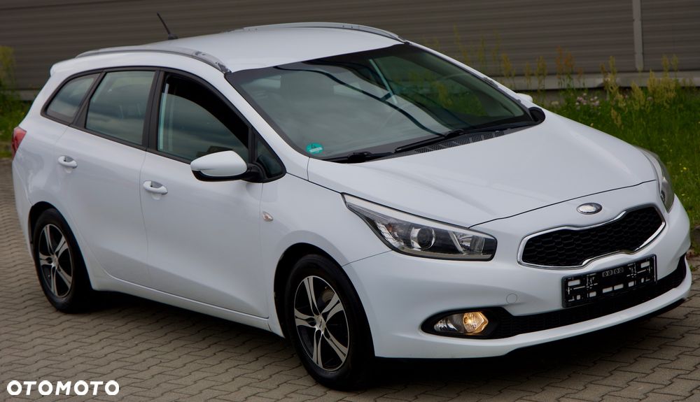 Kia Ceed 1.6 CRDi 128 Spirit - 14