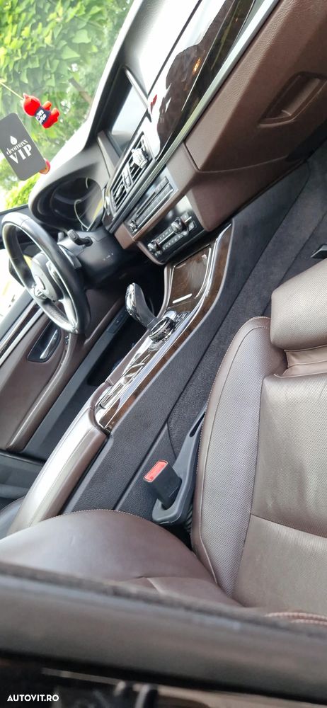 BMW Seria 5 535i xDrive Sport-Aut. Modern Line - 22