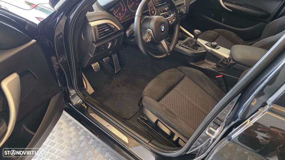 BMW 118 d Pack M - 35