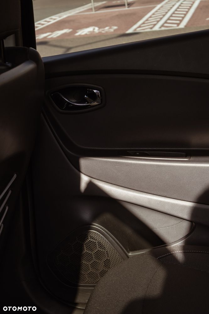 Renault Captur - 12