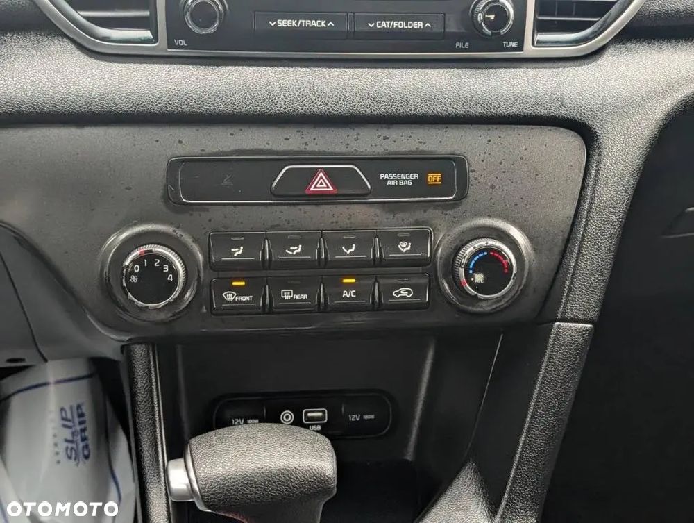 Kia Sportage - 15