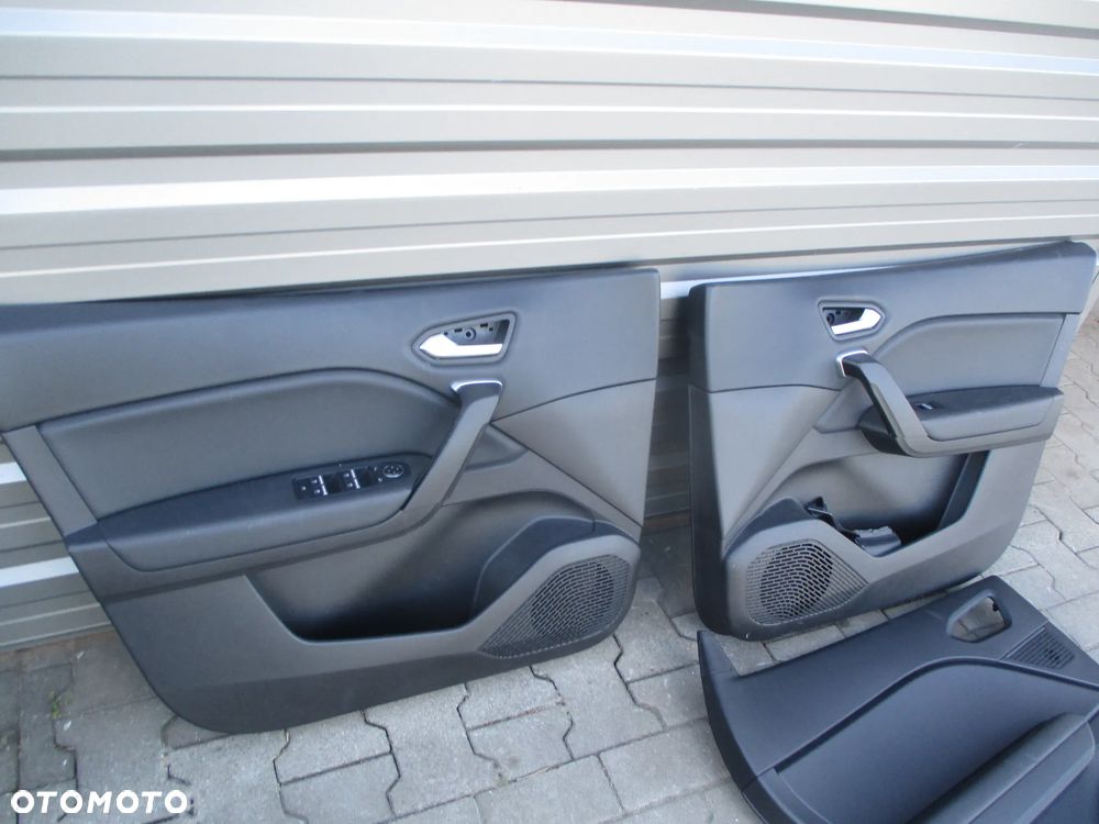 RENAULT CAPTUR II 2019- TAPICERKA BOCZEK BOCZKI DRZWI - 2