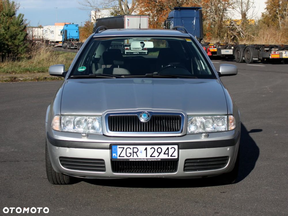 Skoda Octavia 2.0 Combi Selection - 5