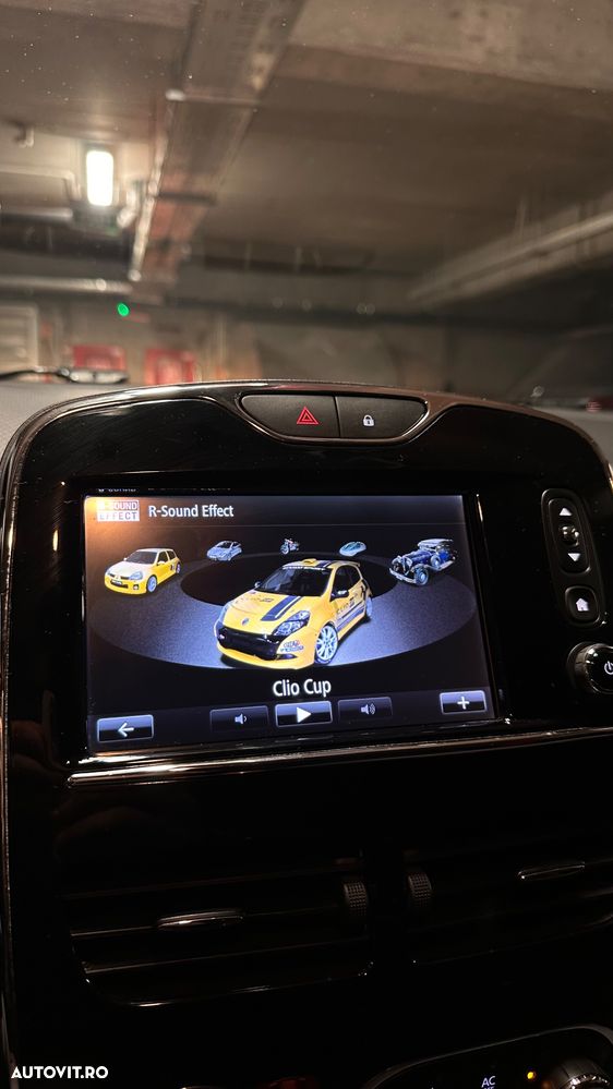 Renault Clio 1.6 Turbo R.S. EDC Sport - 10