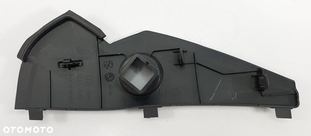 PLASTIK OSŁONA KONSOLI PRAWA NISSAN MICRA K12 - 2