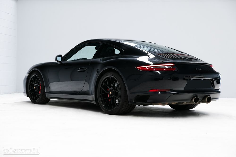 Porsche 911 (991) Carrera 4 GTS - 5