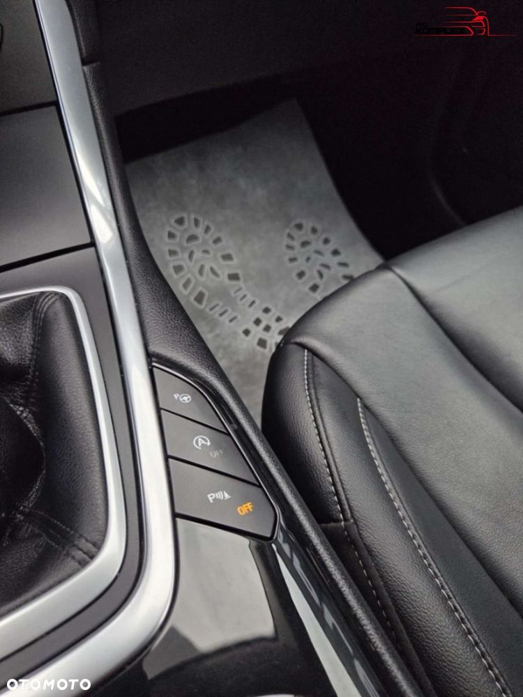 Ford S-Max - 27