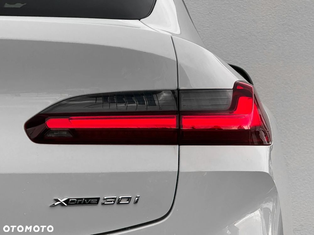 BMW X4 xDrive30i M Sport - 8