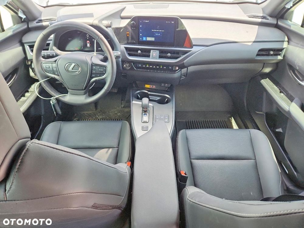 Lexus UX 300h Business - 9