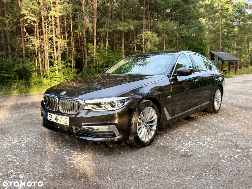 BMW Seria 5 520d xDrive Luxury Line - 1