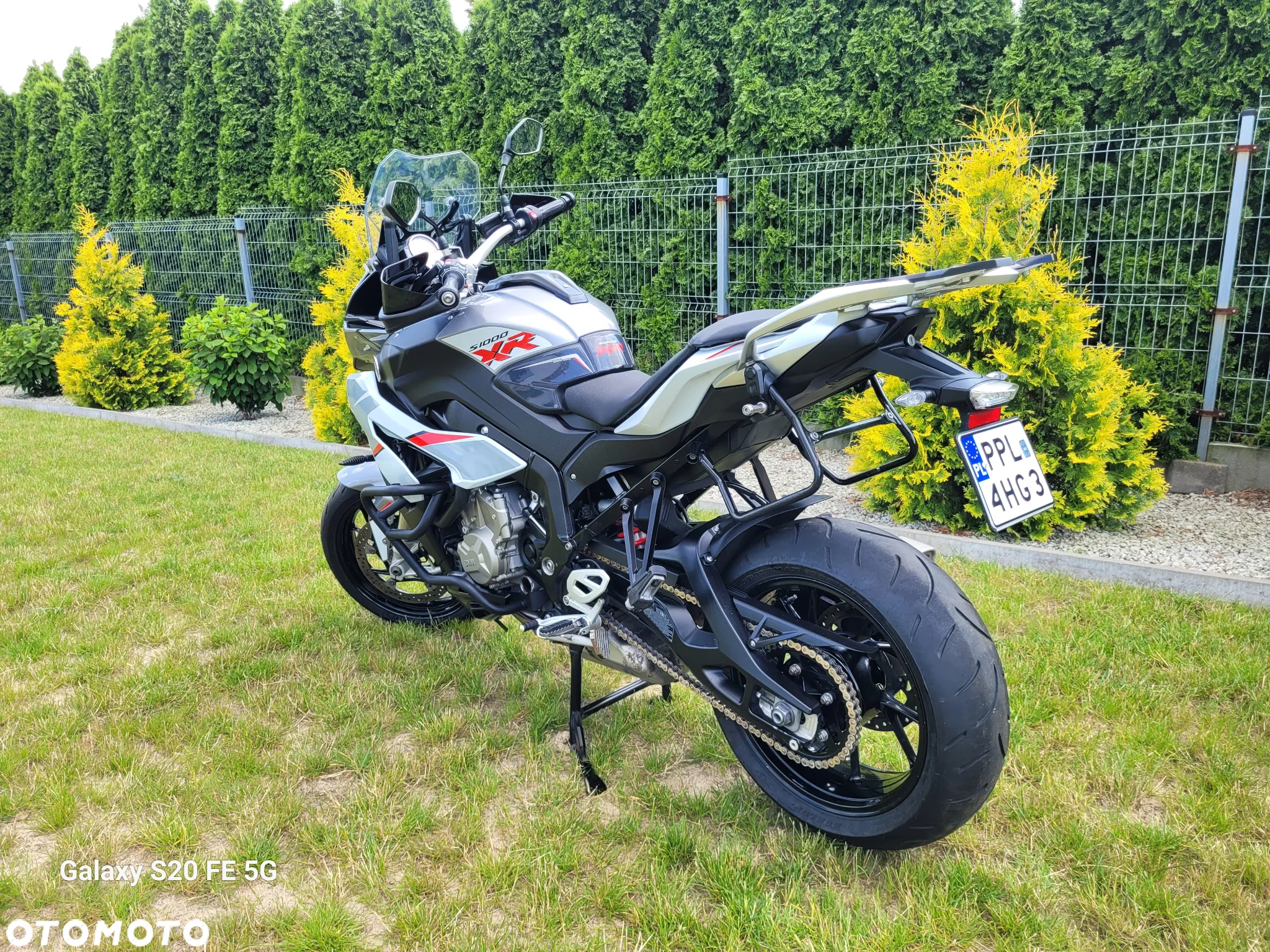 BMW XR - 18