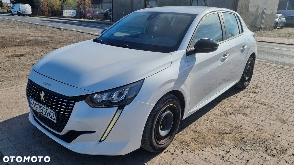 Peugeot 208 - 15